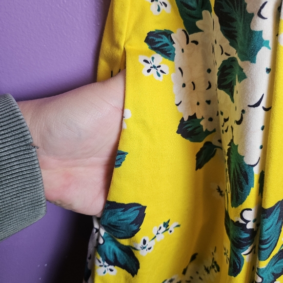 Draper James Yellow Hydrangea Row Payton Dress - Picture 5 of 10